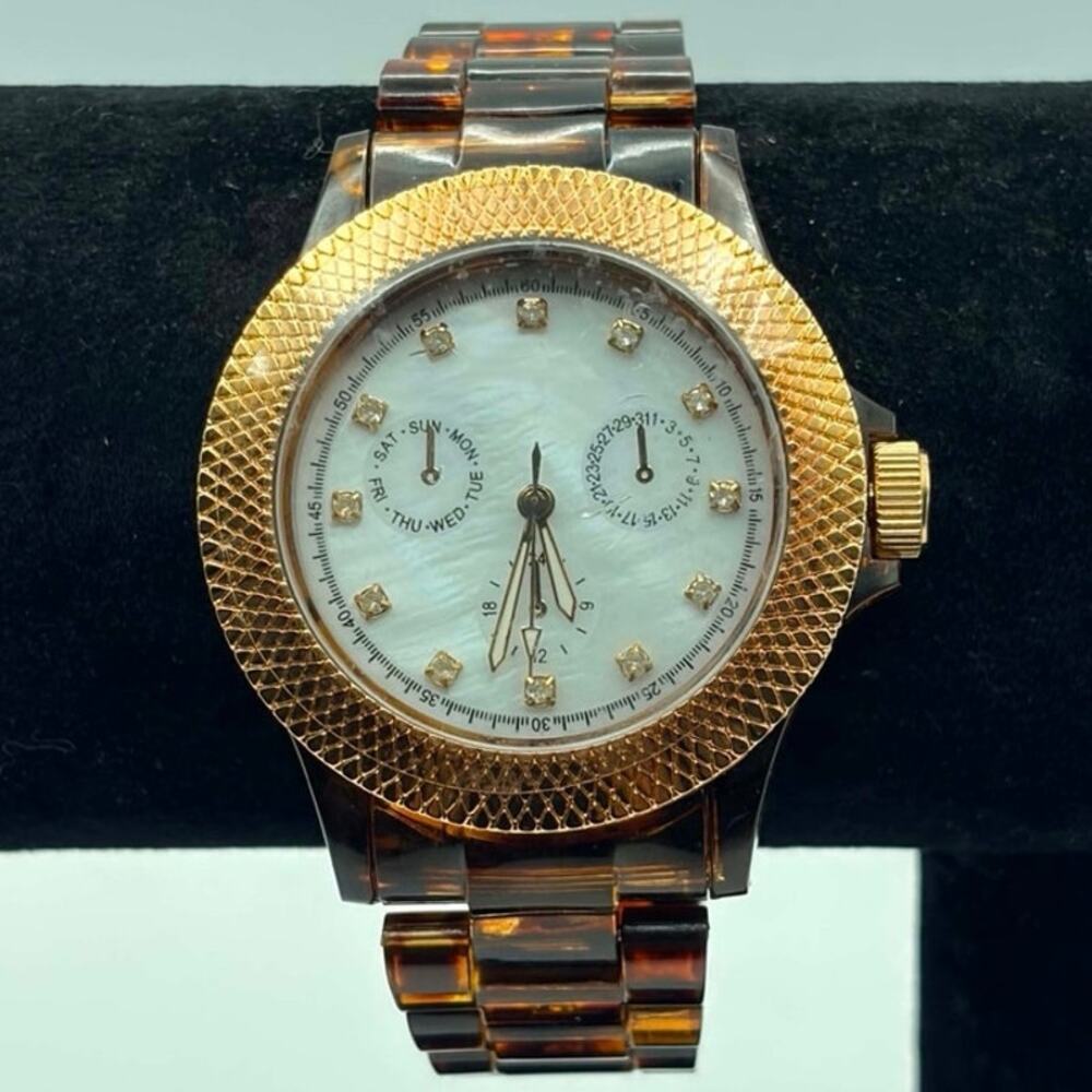Turquoise Shell & Gold Watch - Picture 2 of 3